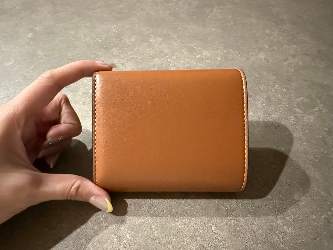 CELINE スモールフラップウォレット 三つ折り