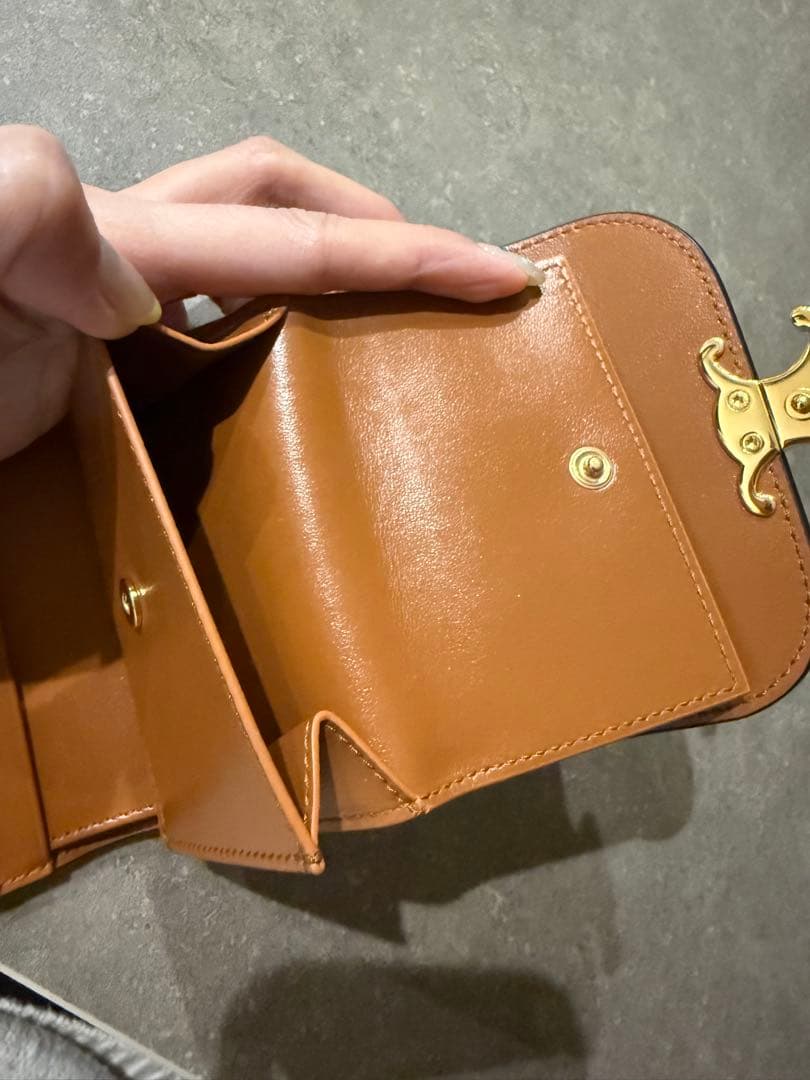 CELINE スモールフラップウォレット 三つ折り