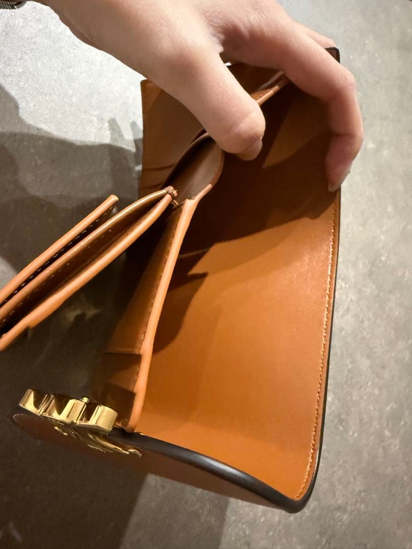 CELINE スモールフラップウォレット 三つ折り
