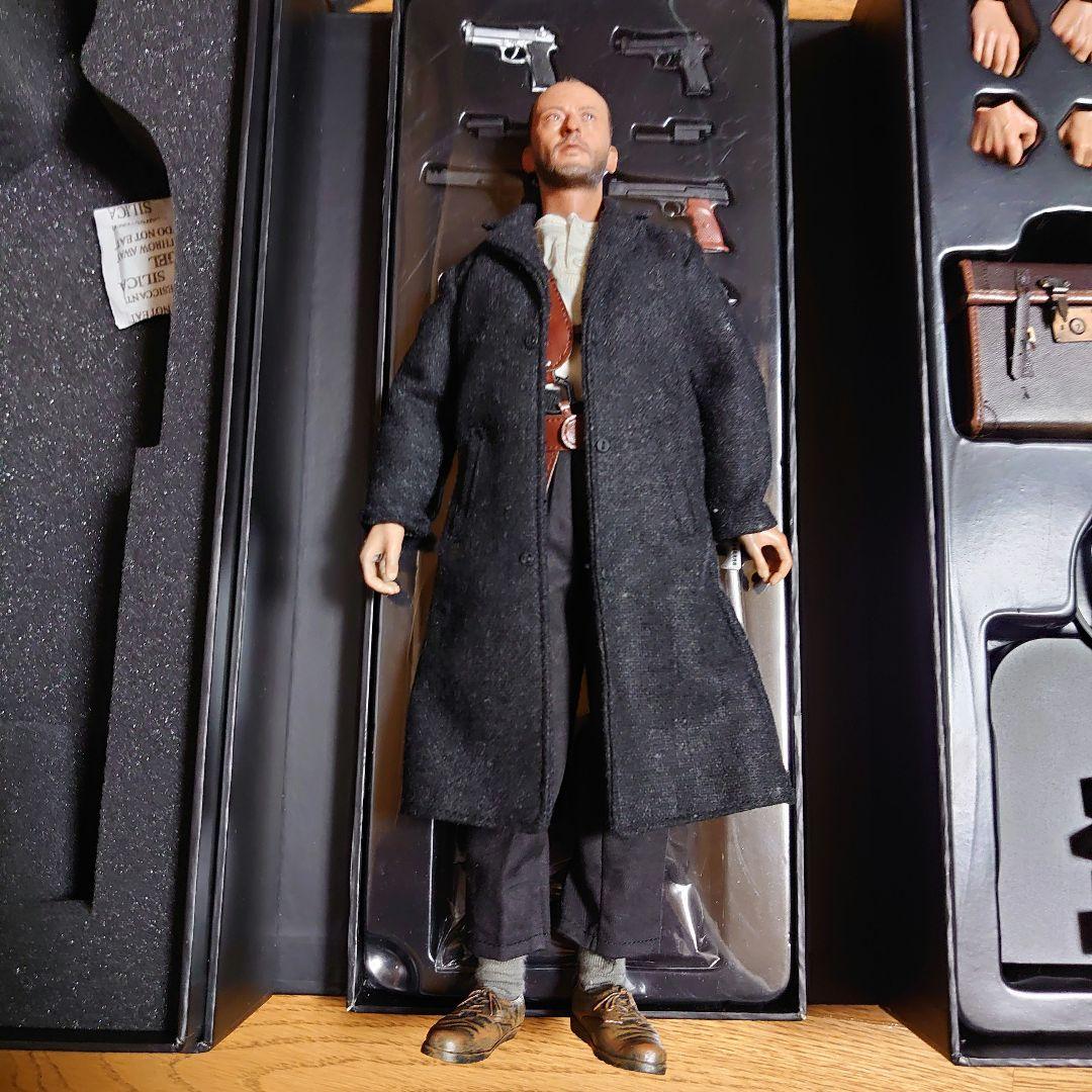 トモ商品　エンターベイ 1/6 フィギュア