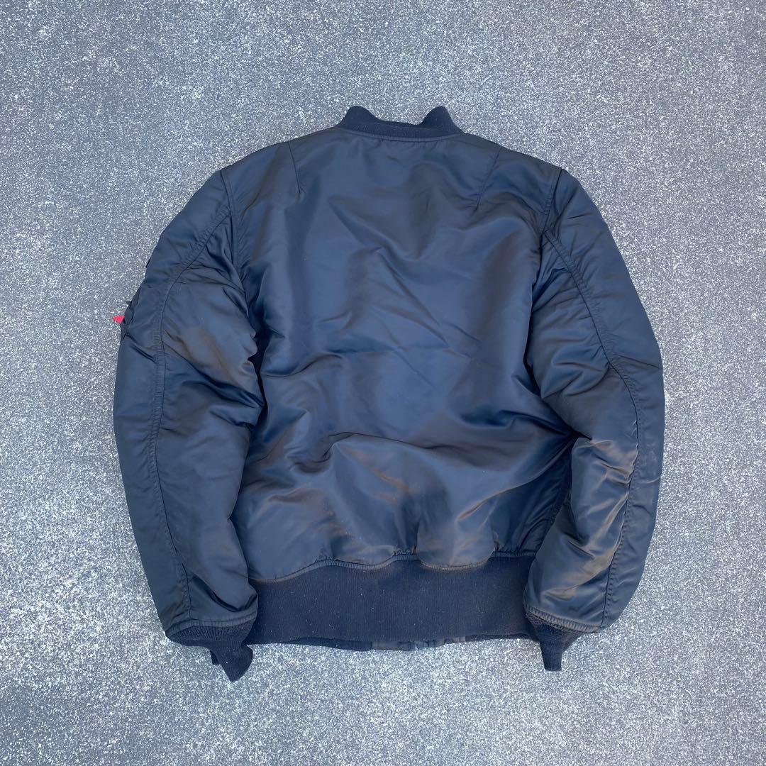 ALPHA INDUSTRIES MA-1 短丈 フライトジャケット 黒 人気