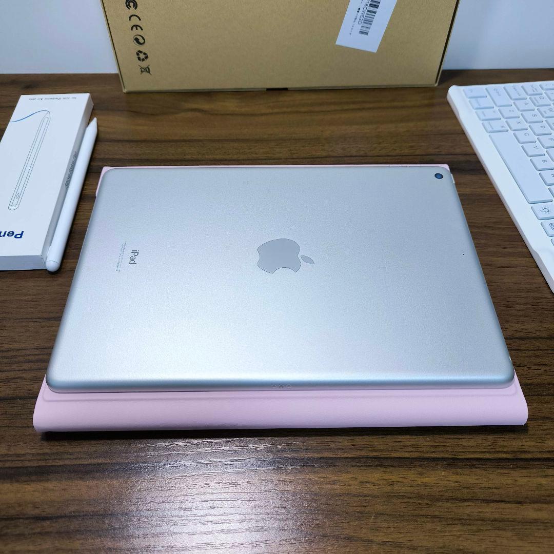 iPad 第9世代 64GB、タッチペン、キーボードとケースセット