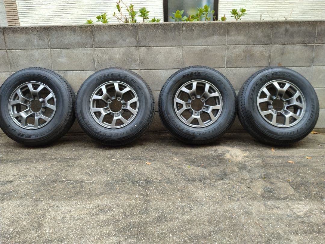 15インチオフロードタイヤ・ホイールセット