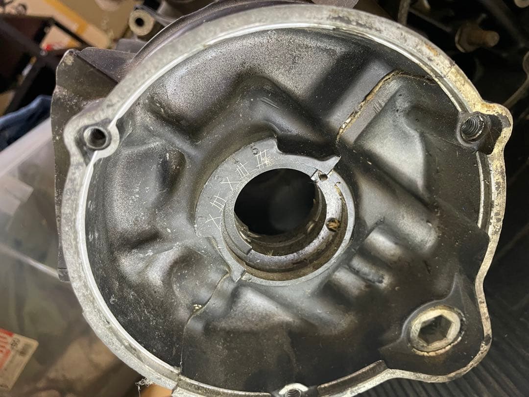 CBX400F クランクケース　NC07E ジャンク