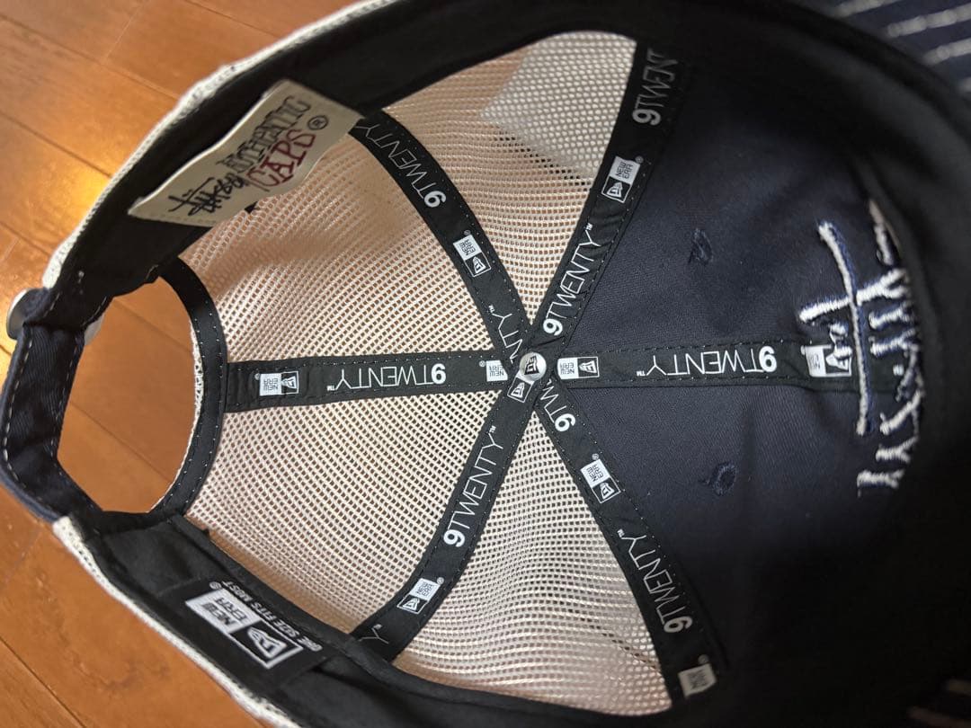 Stussy New Era 9TWENTY トラッカーキャップ