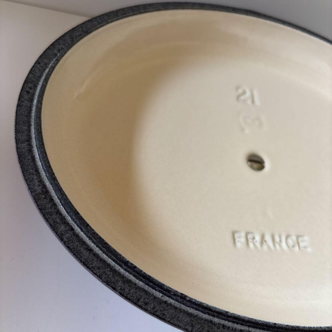 ルクルーゼ 廃盤 オーバルビュッフェキャセロール 21cm