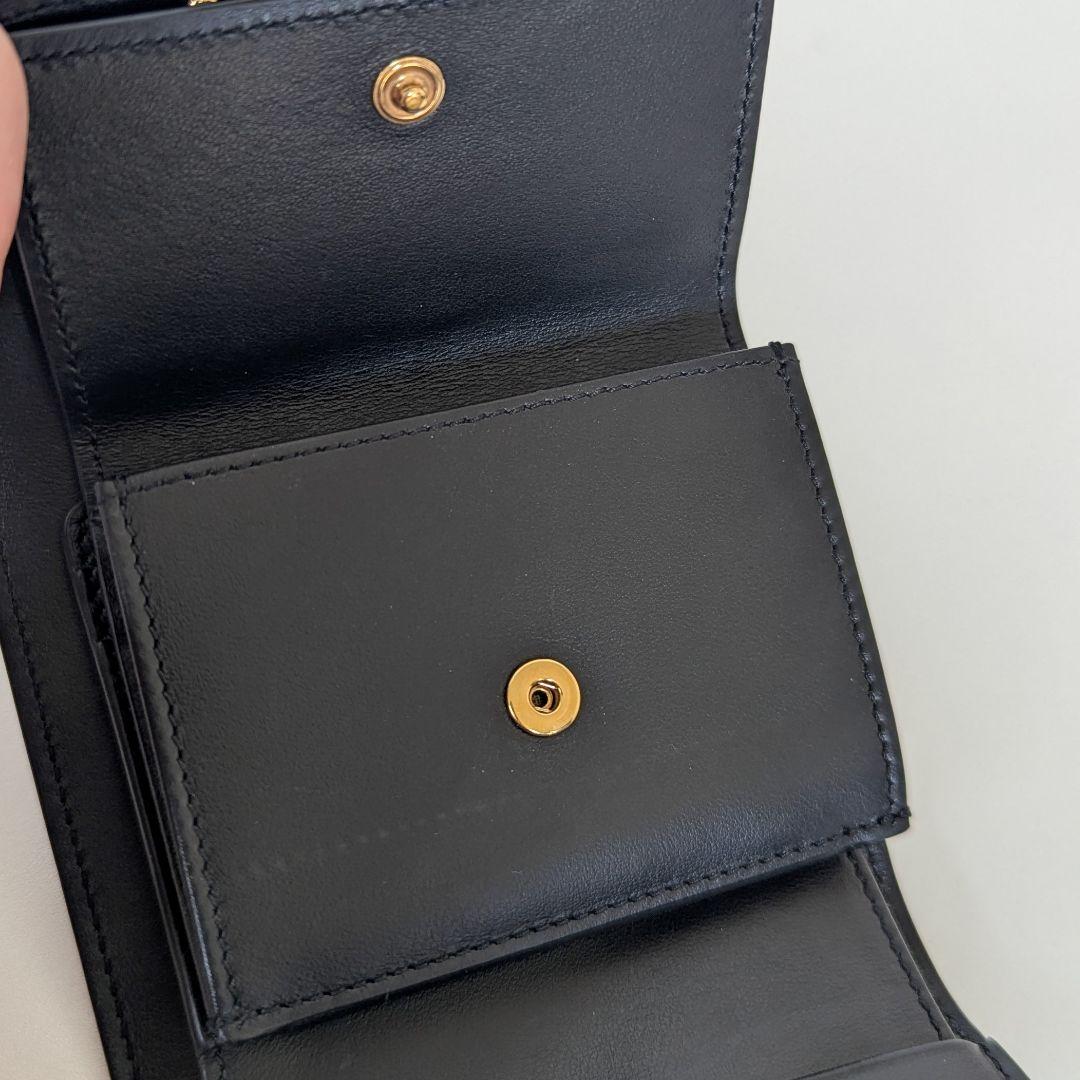 【正規品・付属品あり】CELINE　トリオンフ　三つ折り財布　ブラック