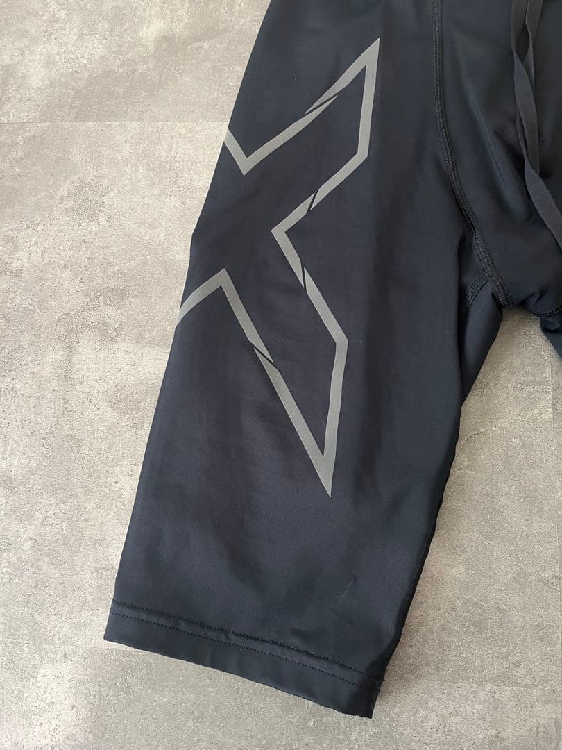 2XU ブラック ハーフパンツ