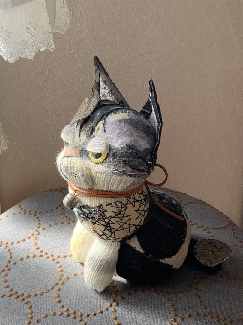 ハンドメイド猫ちゃんぬいぐるみ 鈴付き