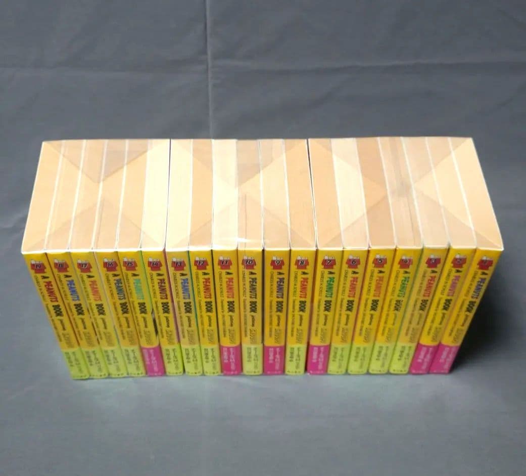A PEANUTS BOOK featuring SNOOPY 1〜19巻