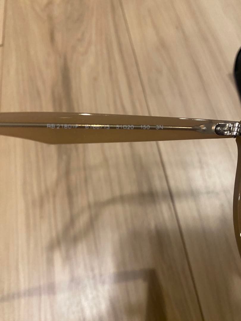 Ray-Ban RB2180 ブラウンサングラス ケース付