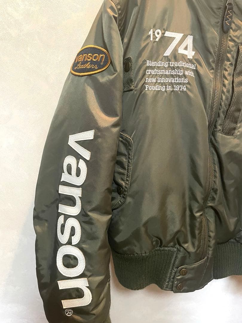 v*g様 VANSON ボアジャケット MA-1 美品