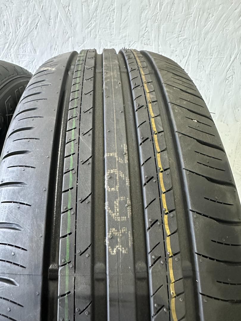 225/60R18　新車外し　DUNLOP GRANDTREK PT30