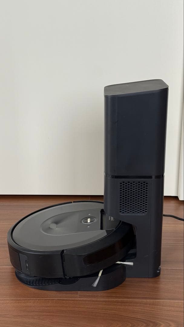 デ*ラ様 Roomba i7 自動ゴミ収集機能付き 初期化・清掃済み
