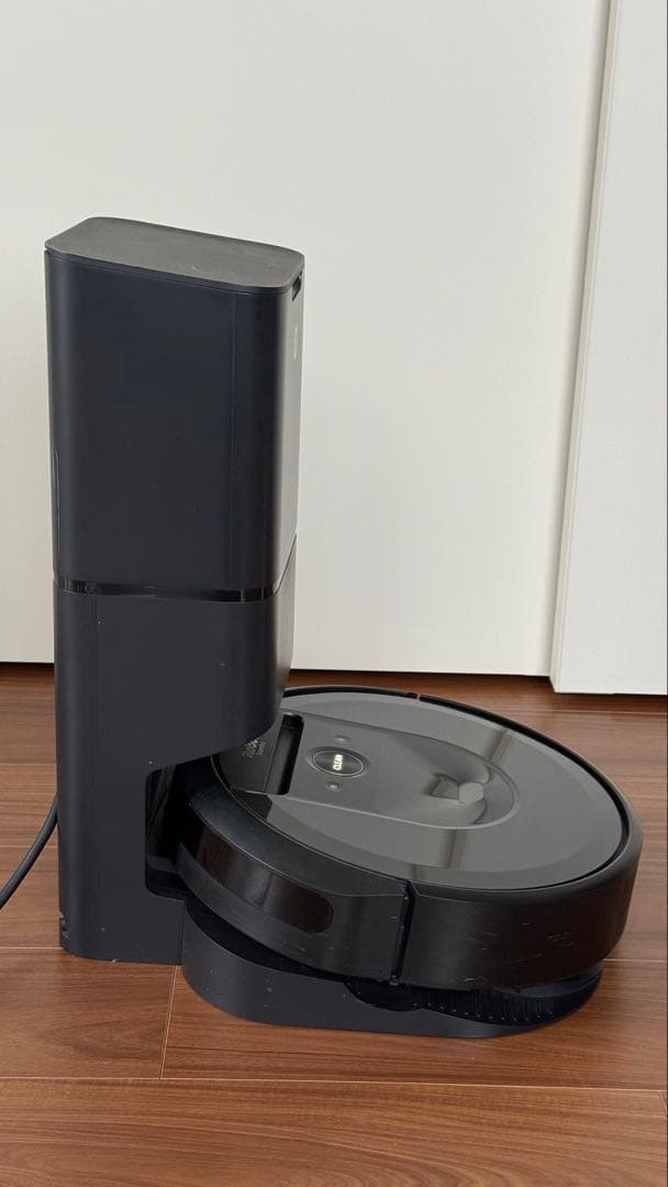 デ*ラ様 Roomba i7 自動ゴミ収集機能付き 初期化・清掃済み