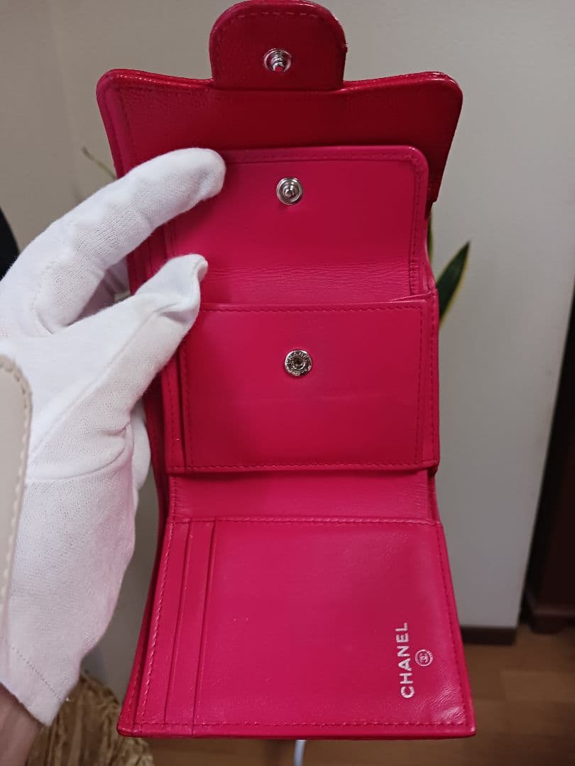 CHANEL 赤 三つ折り財布