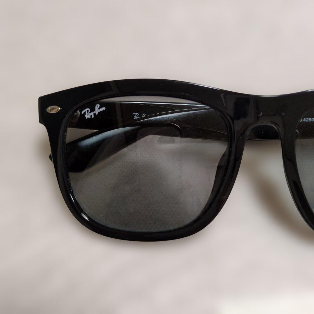 Ray-Ban ブラック サングラス ケース付き　4260D