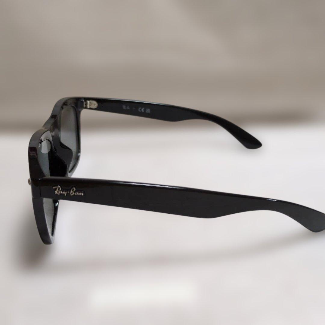 Ray-Ban ブラック サングラス ケース付き　4260D