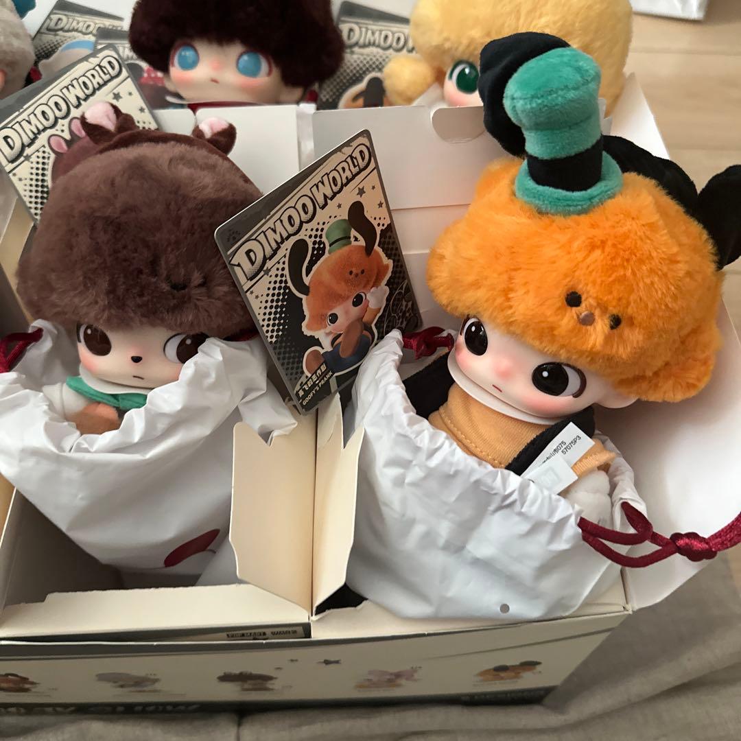 ポップマート　DIMOO WORLD Disney