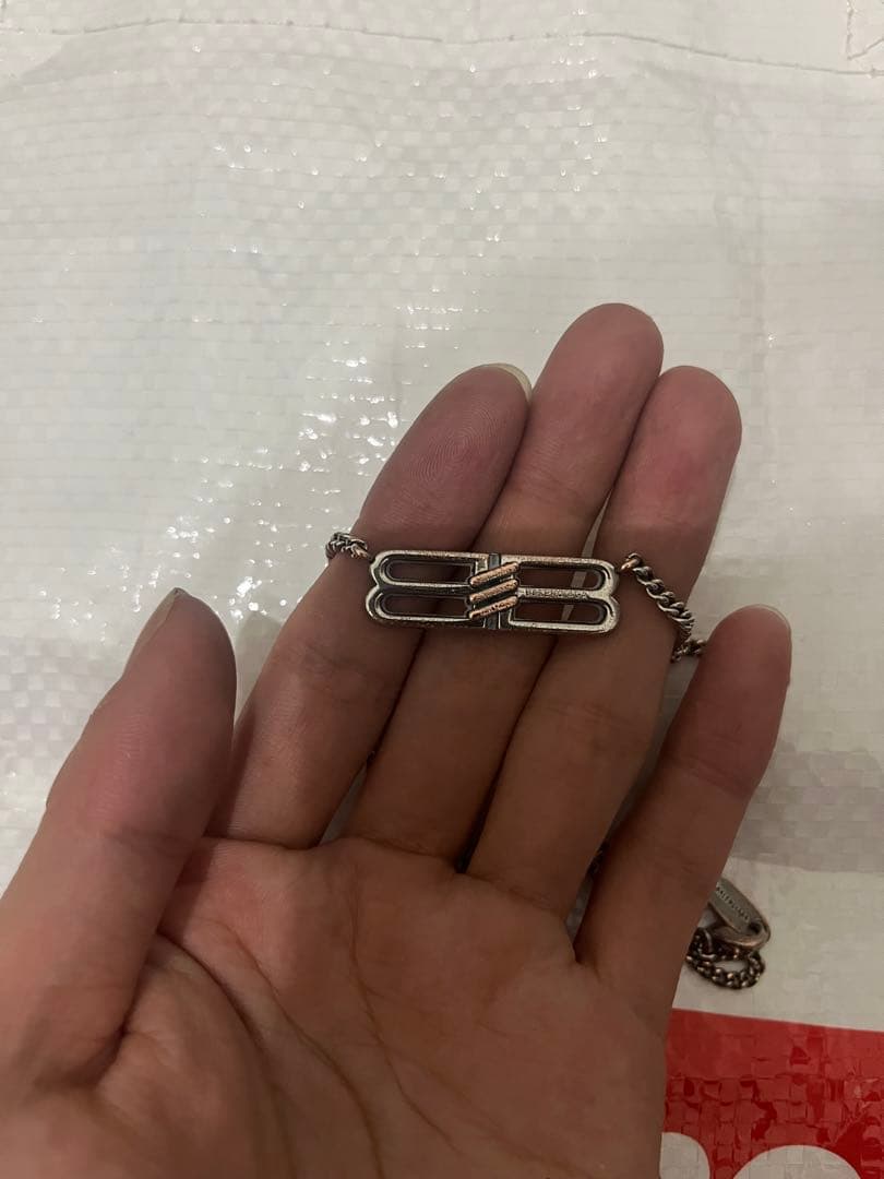 balenciaga ネックレス　BB シルバーネックレス