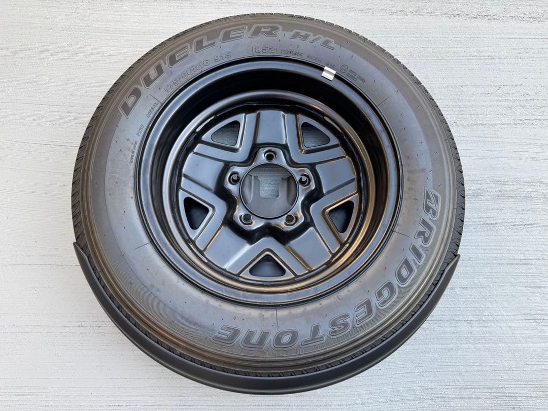 ジムニー　スペアタイヤ一式　Bridgestone Dueler H/L
