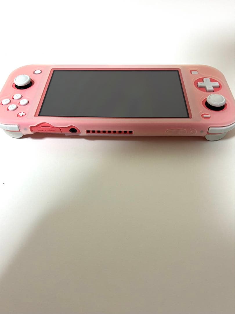 Nintendo Switch Lite (コーラル) 本体【充電ケーブル付き】