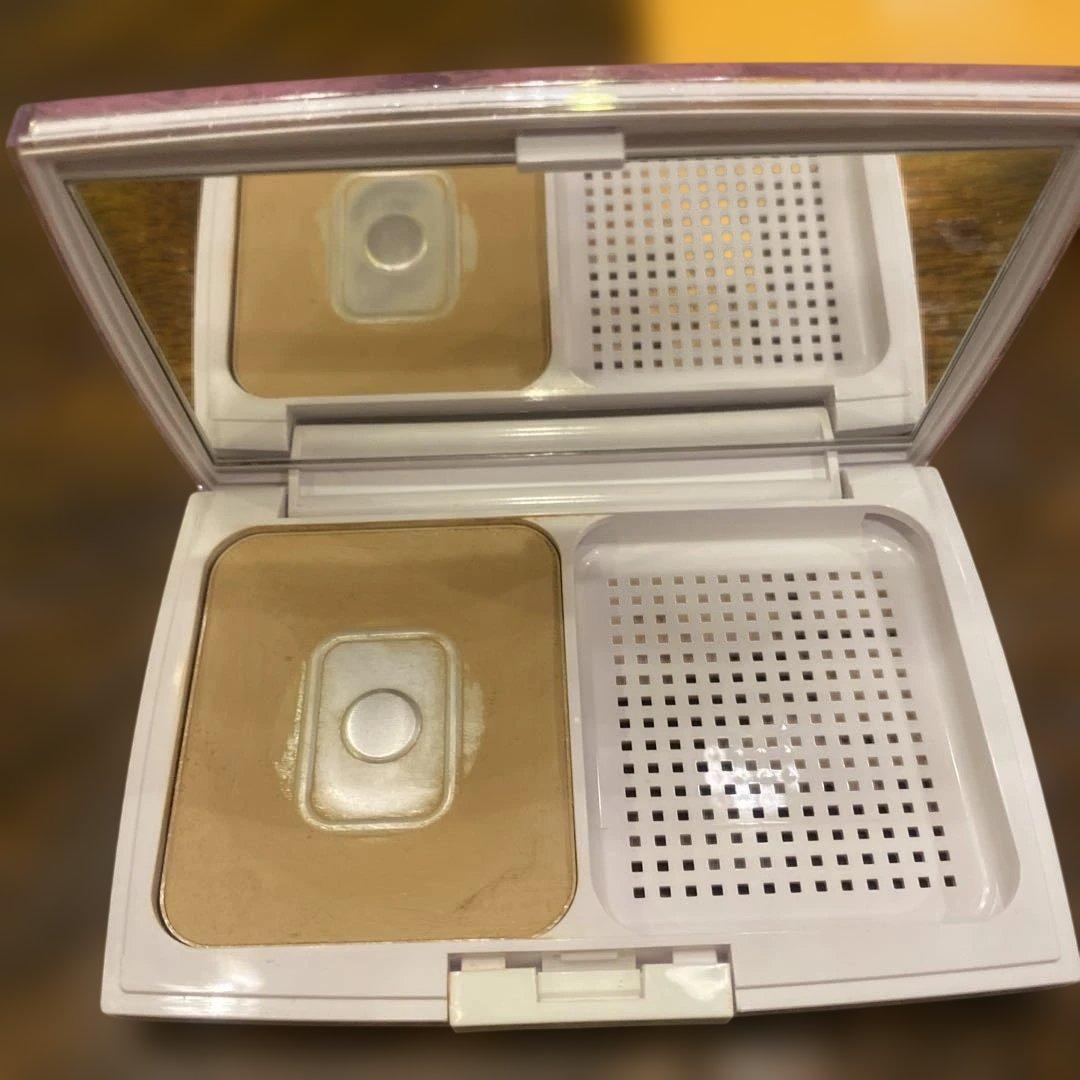 ペスカ薬用セラムファンデーション、オークル