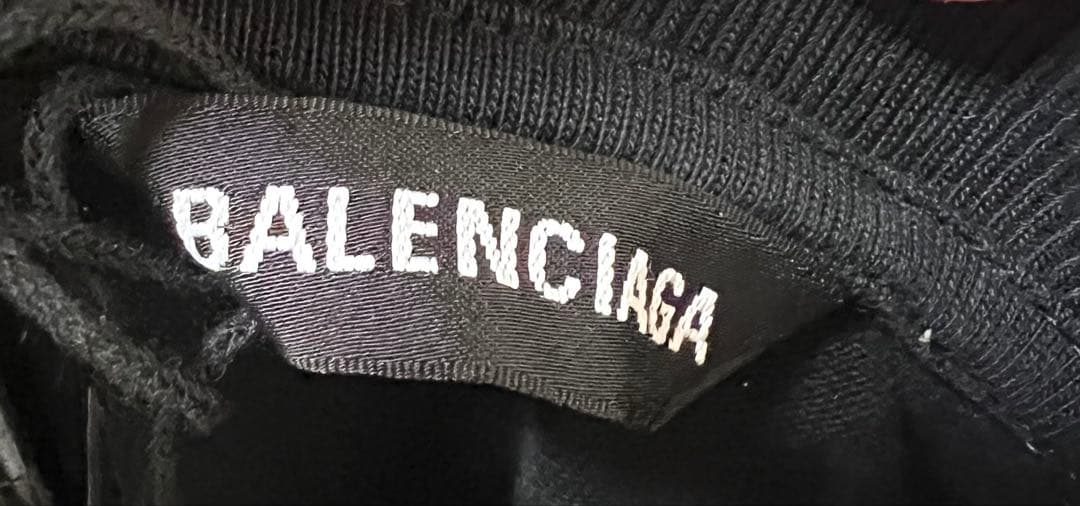 BALENCIAGA オーバーサイズ Tシャツ ブラック