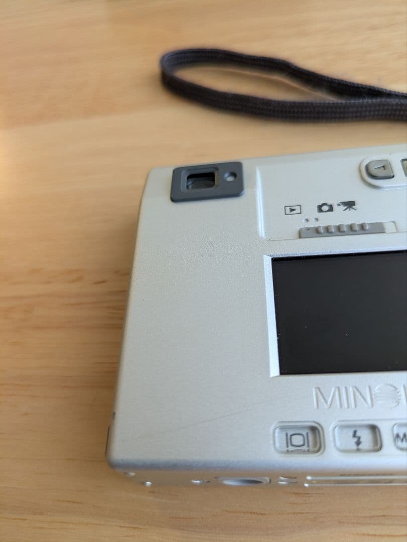 MINOLTA DiMAGE X コンパクトデジタルカメラ