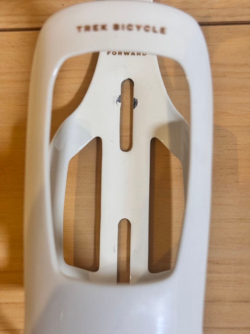 TREK RSL エアロウォーターボトルケージ