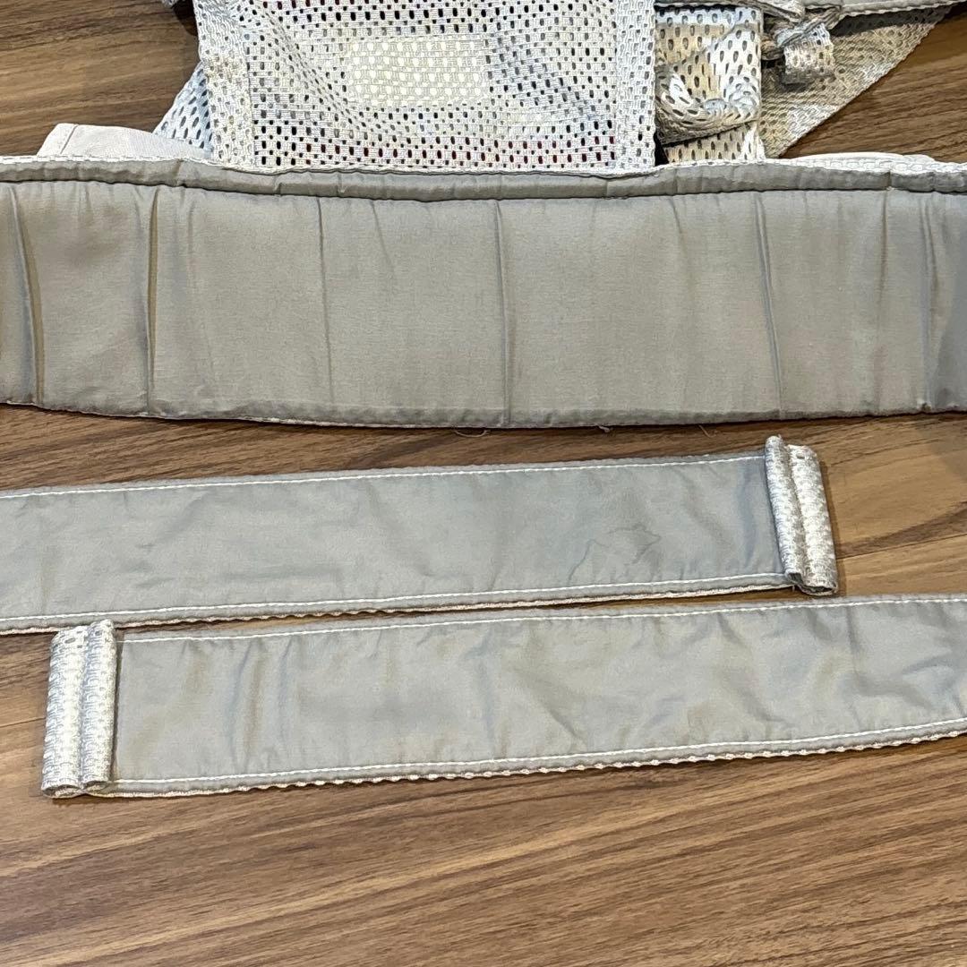 BABYBJÖRN 抱っこ紐 グレー メッシュ　ONE KAI Air