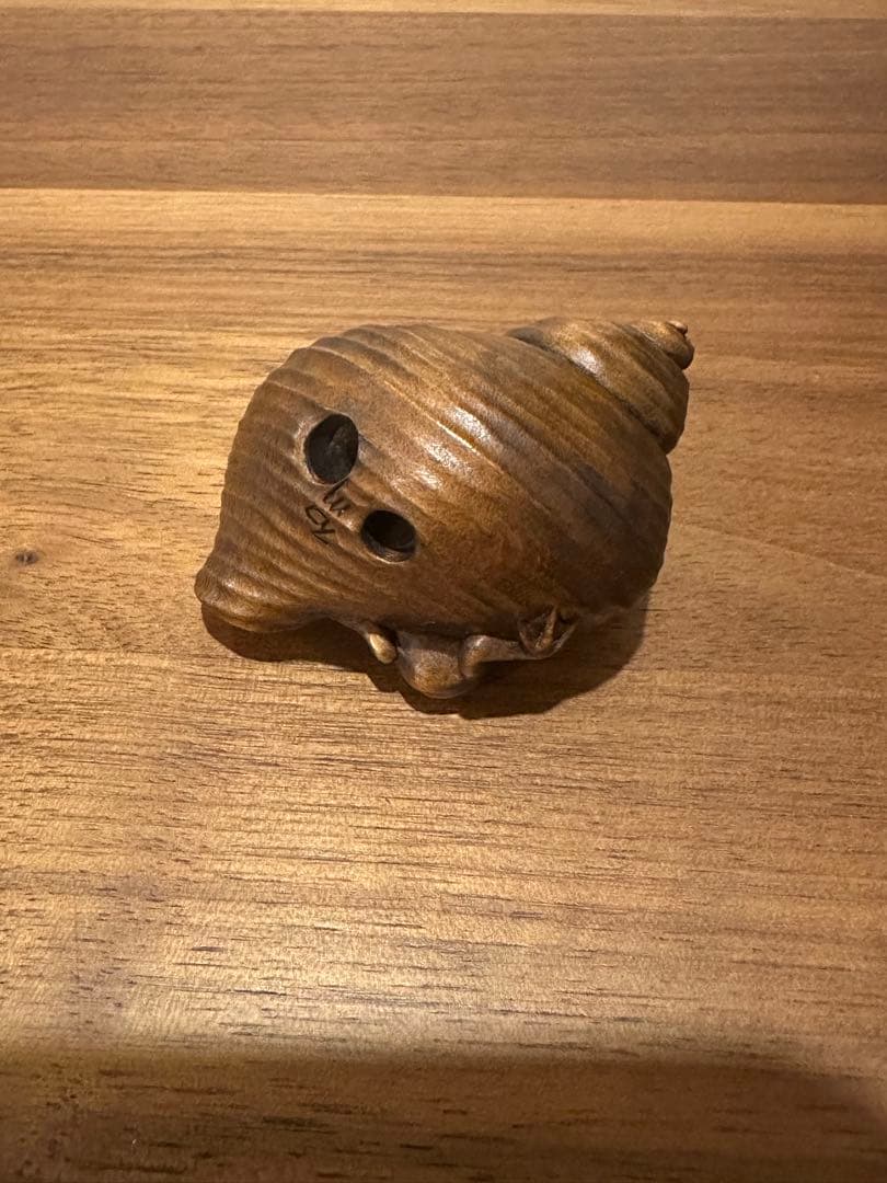 木彫　貝にかえる　根付　骨董品