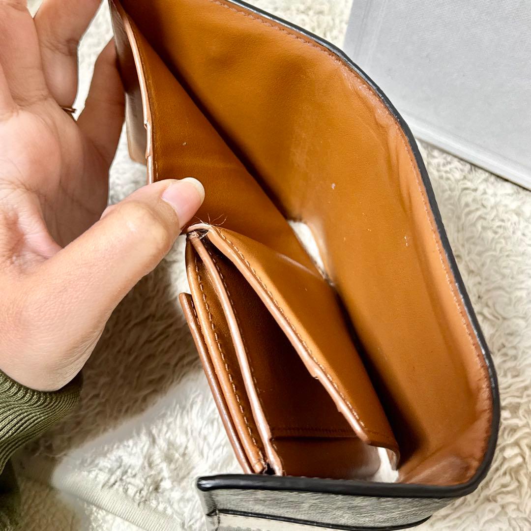 CELINE セリーヌ　三つ折り財布