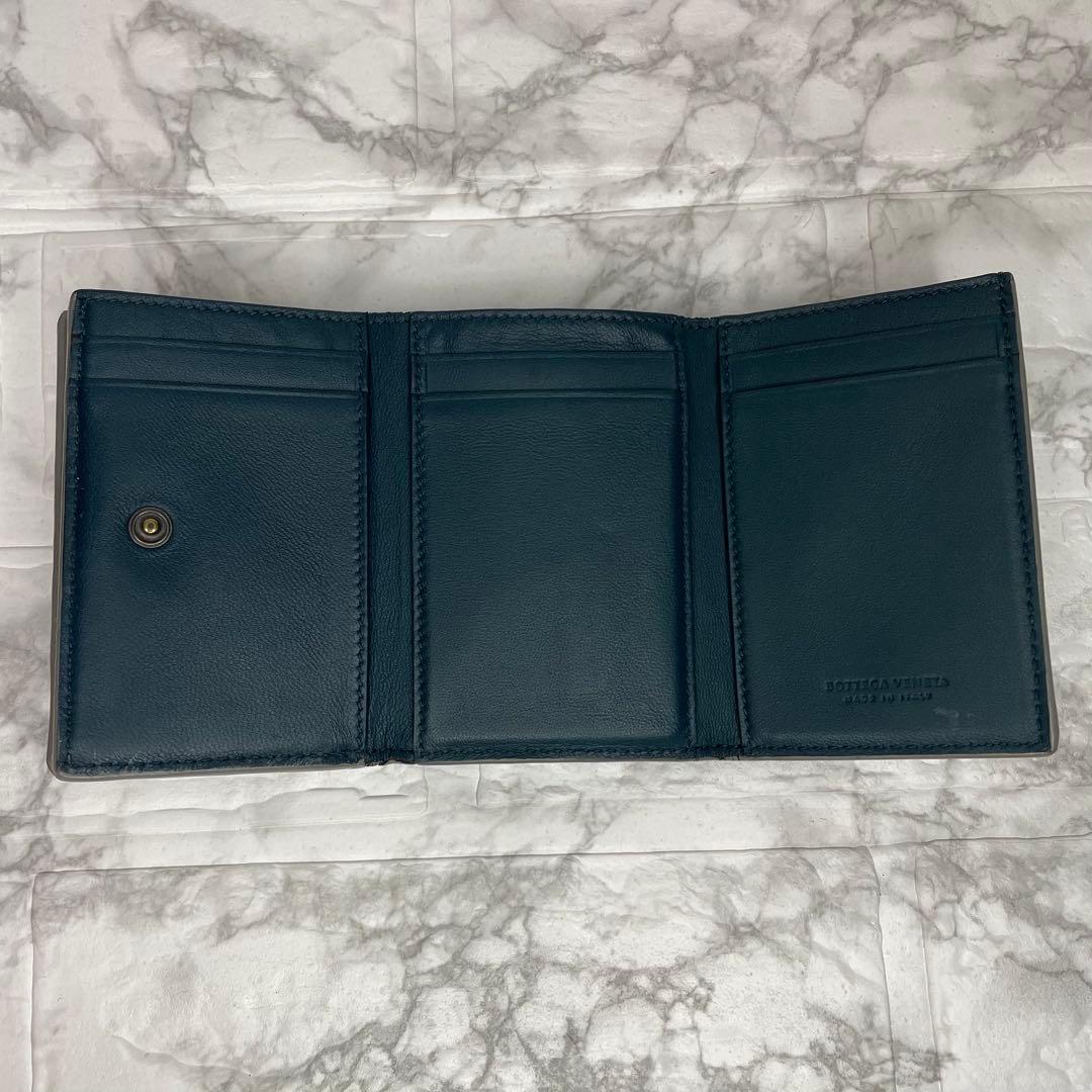 BOTTEGA VENETA　イントレチャート　三つ折り財布　ミニ財布　グレー