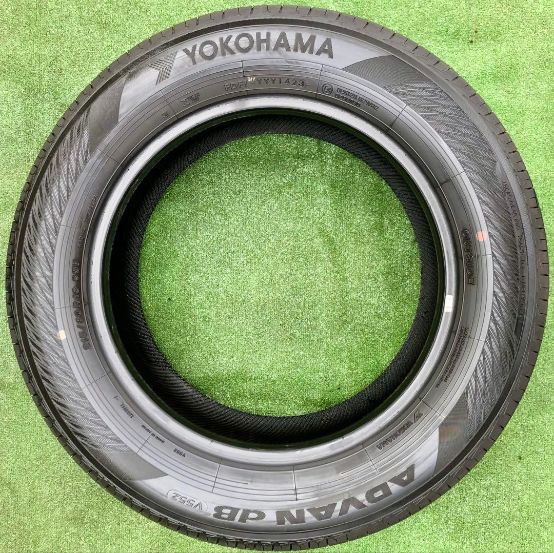 215/60 R16 YOKOHAMA ADVAN dB V552ラジアルタイヤ