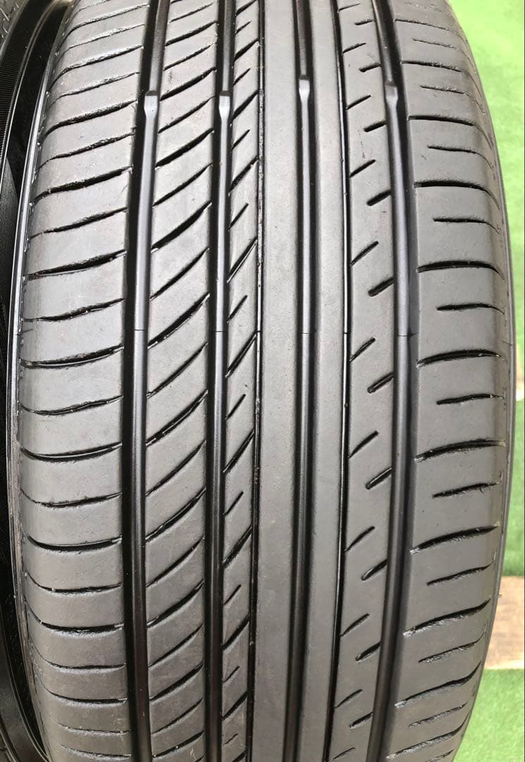 215/60 R16 YOKOHAMA ADVAN dB V552ラジアルタイヤ