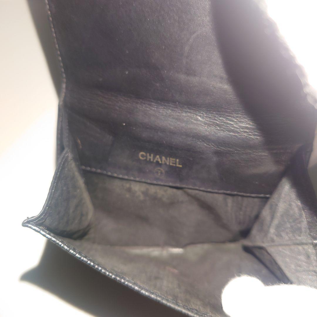 CHANEL シャネル ブラック 黒 レザー 二つ折り財布 ビンテージ レア 箱