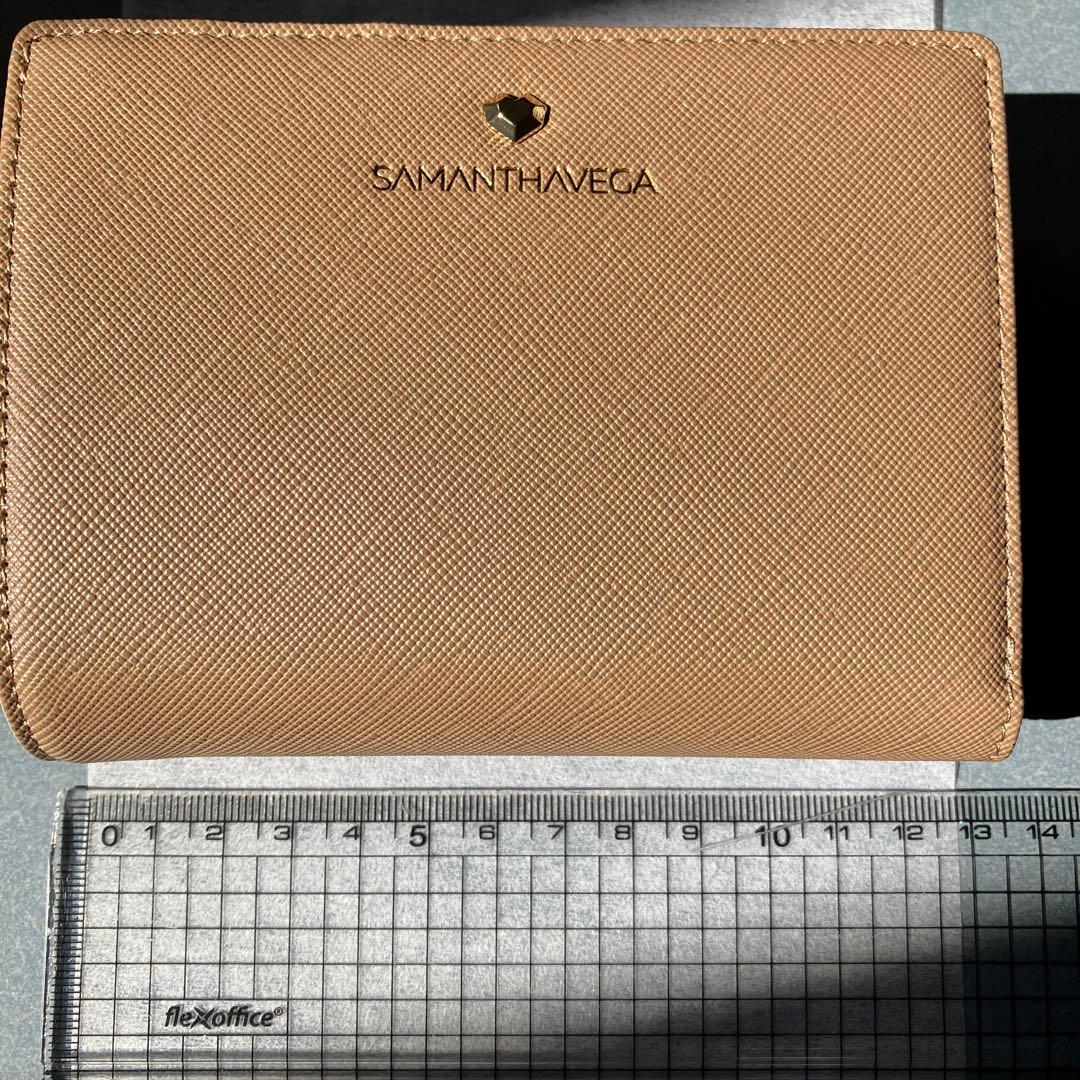 もちもち　　　SAMANTHAVEGA ベージュ 二つ折り財布