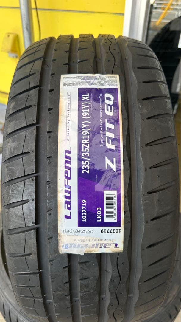 ラウフェン　235/35R19 2021年製　新品未使用保管品　4本セット