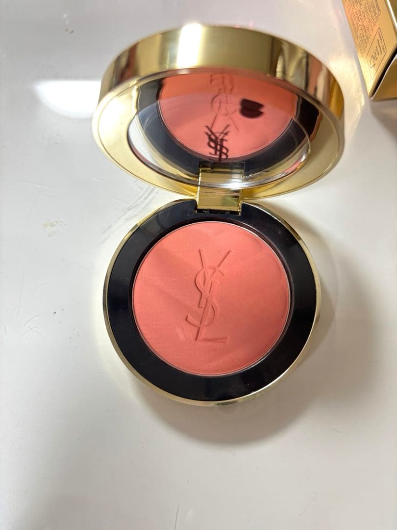 イヴサンローラン　メイクミーブラッシュパウダー　 37 YSL