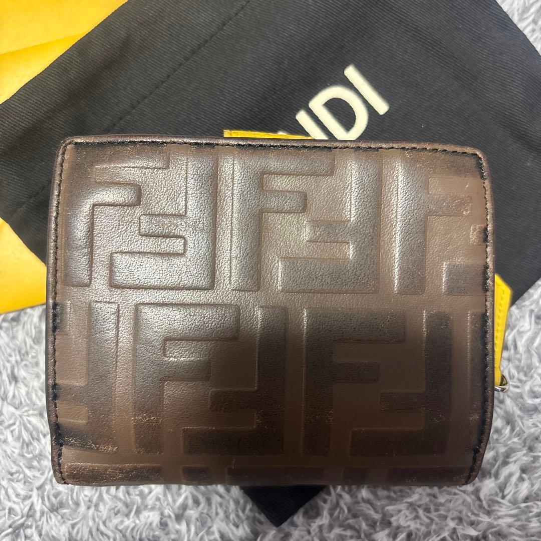 FENDI 二つ折り財布