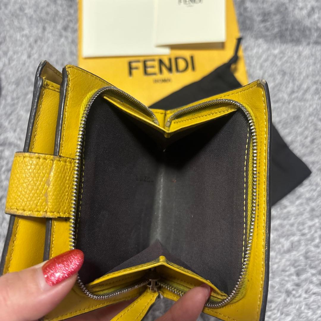 FENDI 二つ折り財布