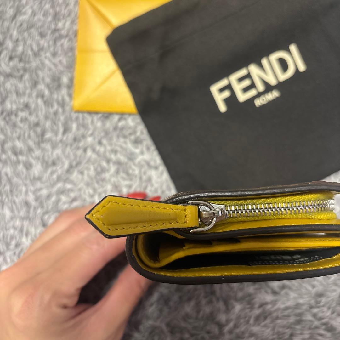 FENDI 二つ折り財布