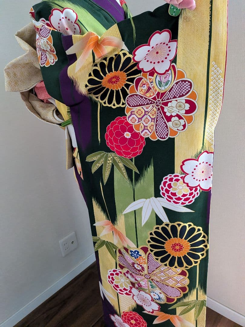 振袖　ほぼ未使用　金駒刺繍　トール　L寸