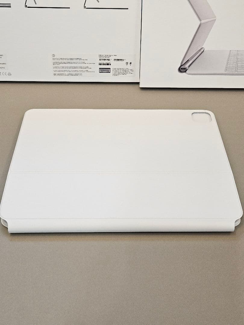 12.9インチ iPad Pro Magic Keyboard US配列 白