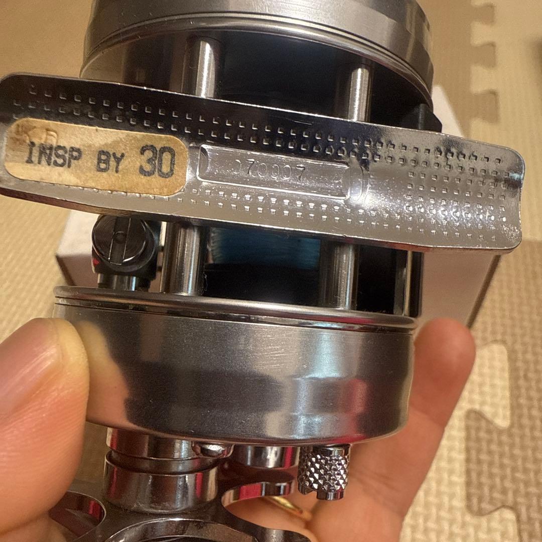ぞ*ん様 ABU Ambassadeur 16000C ベイトリール