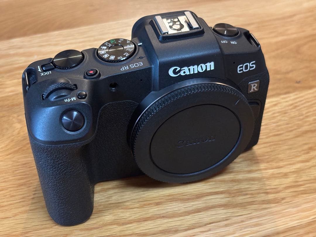 Canon EOS RP ミラーレス一眼 カメラ