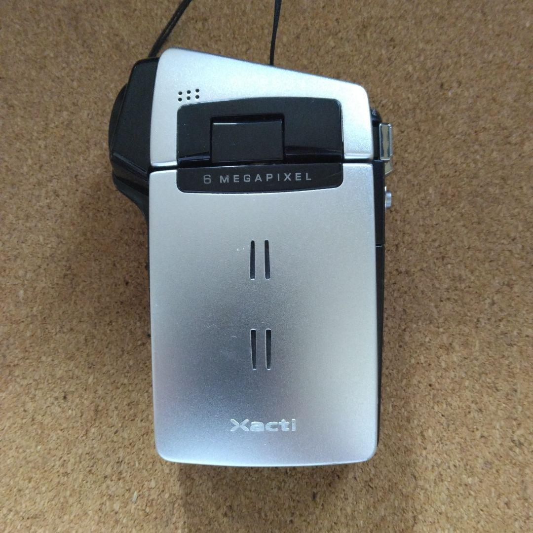 【美品】サンヨー ザクティ ビデオカメラ Xacti DMX-CG65