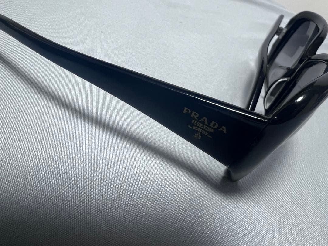 【再値下げ】PRADA サングラス