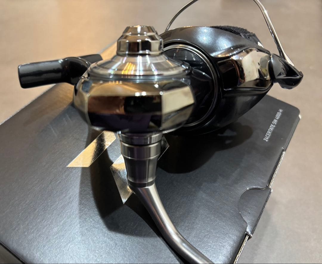Daiwa 24セルテートCERTATE SW 4000-H スピニングリール